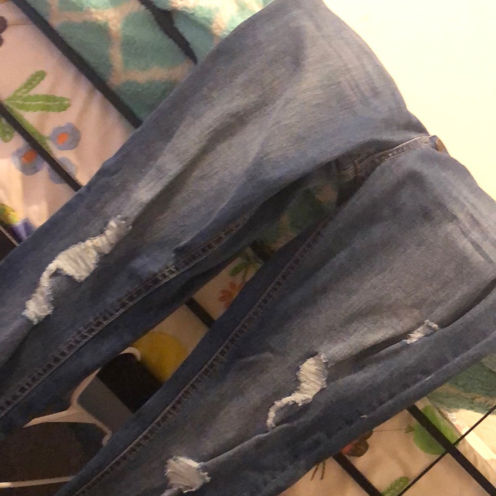 I am selling this because you have never gotten one they’re blue and they 16